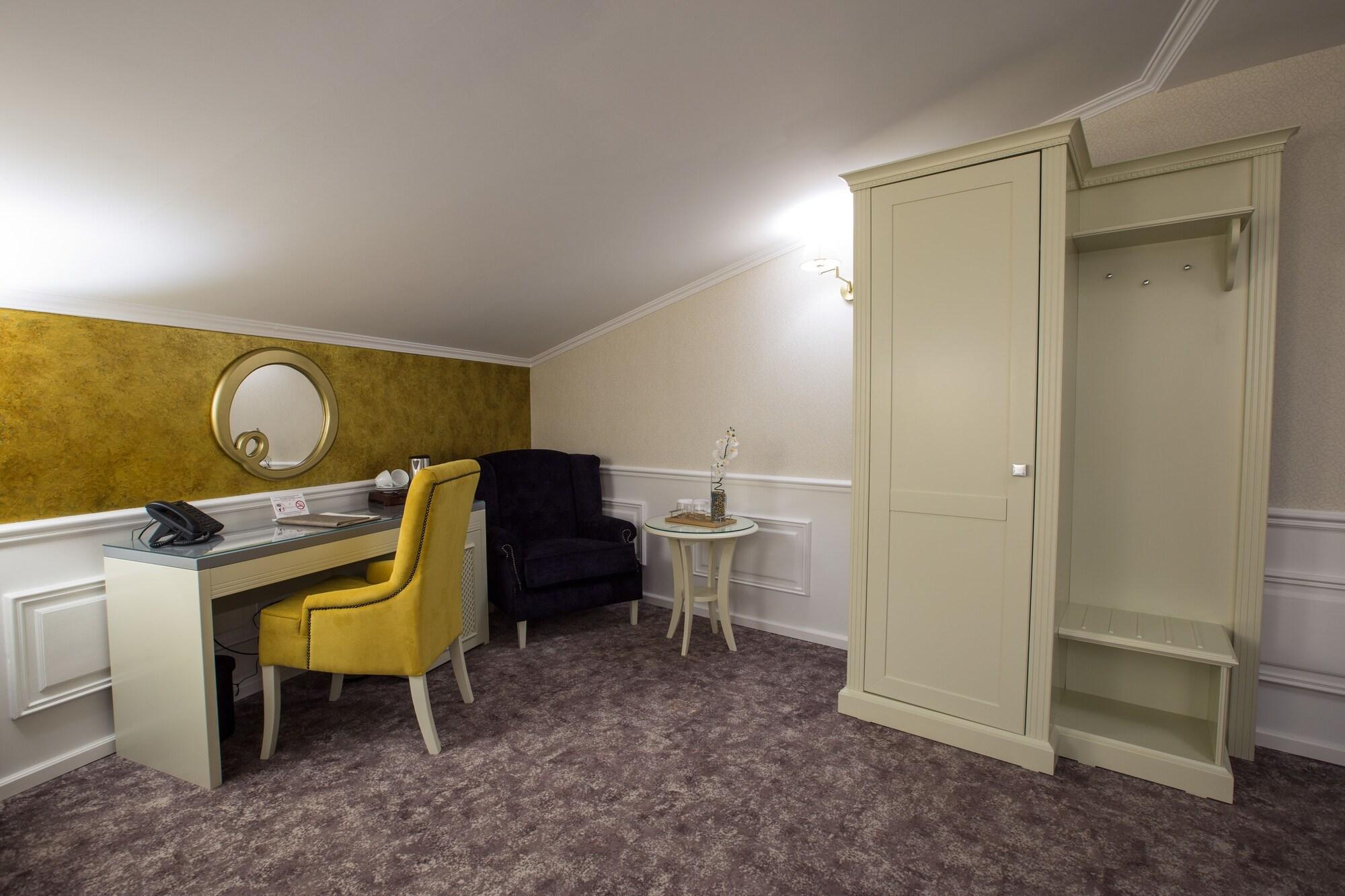 Peninsula Boutique Hotel Constanta Ngoại thất bức ảnh