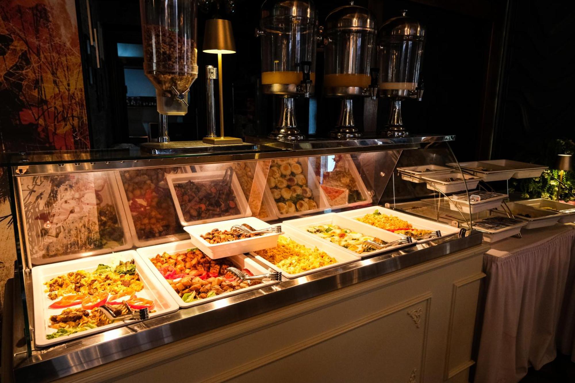 Peninsula Boutique Hotel Constanta Ngoại thất bức ảnh
