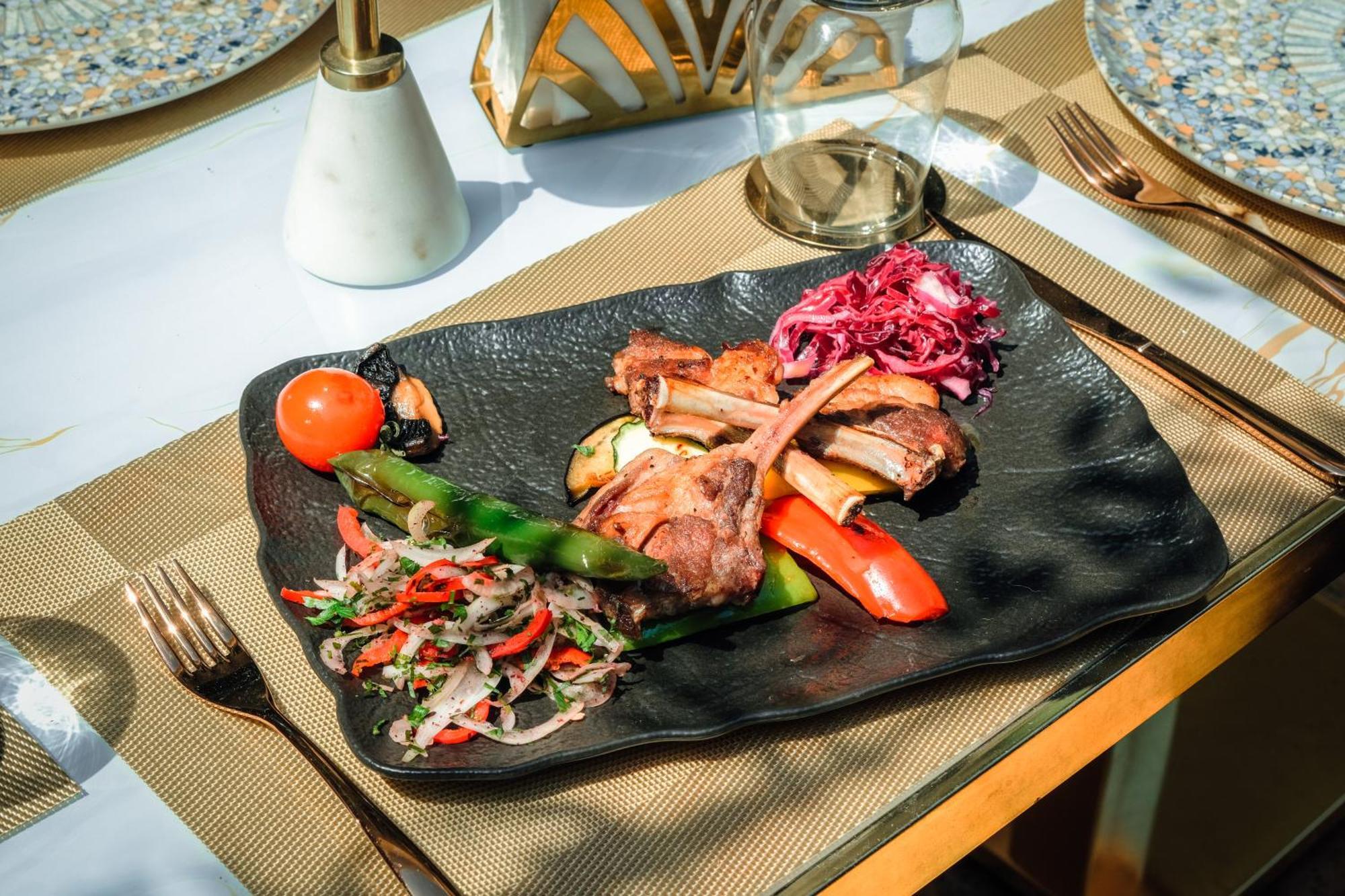 Peninsula Boutique Hotel Constanta Ngoại thất bức ảnh